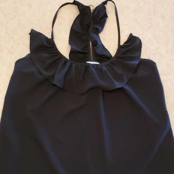 Prototype Ruffle Top - Picture 8 of 10